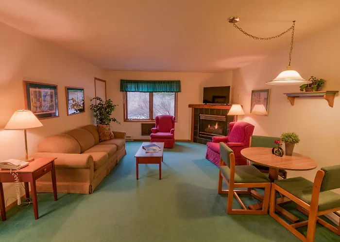 Somerset Inn & Suites